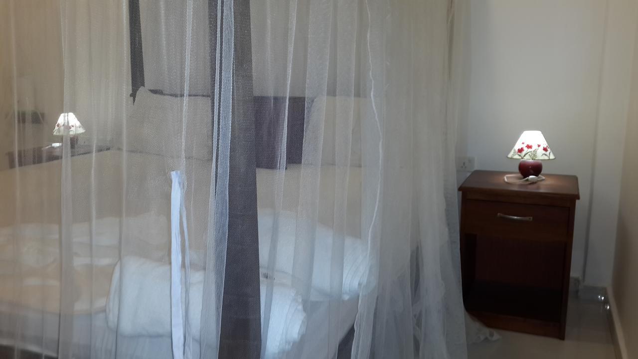 Estuary Hotel Матара Екстериор снимка